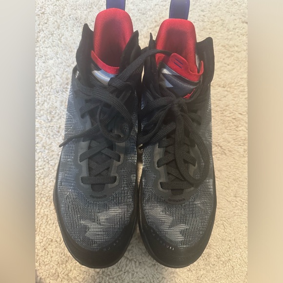 Air Jordan’s - XXXVII- 7Y - Picture 8 of 8